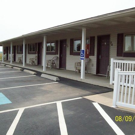 Plaza Motel Браян Екстер'єр фото